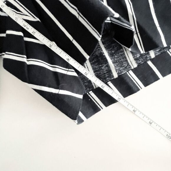 Jachs Girlfriend Womens Shorts Linen Blend Stretch Pinstripes Black White Large - Picture 9 of 9